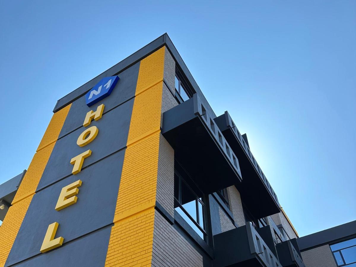 N1 Hotel Samora Machel Harare Exterior photo